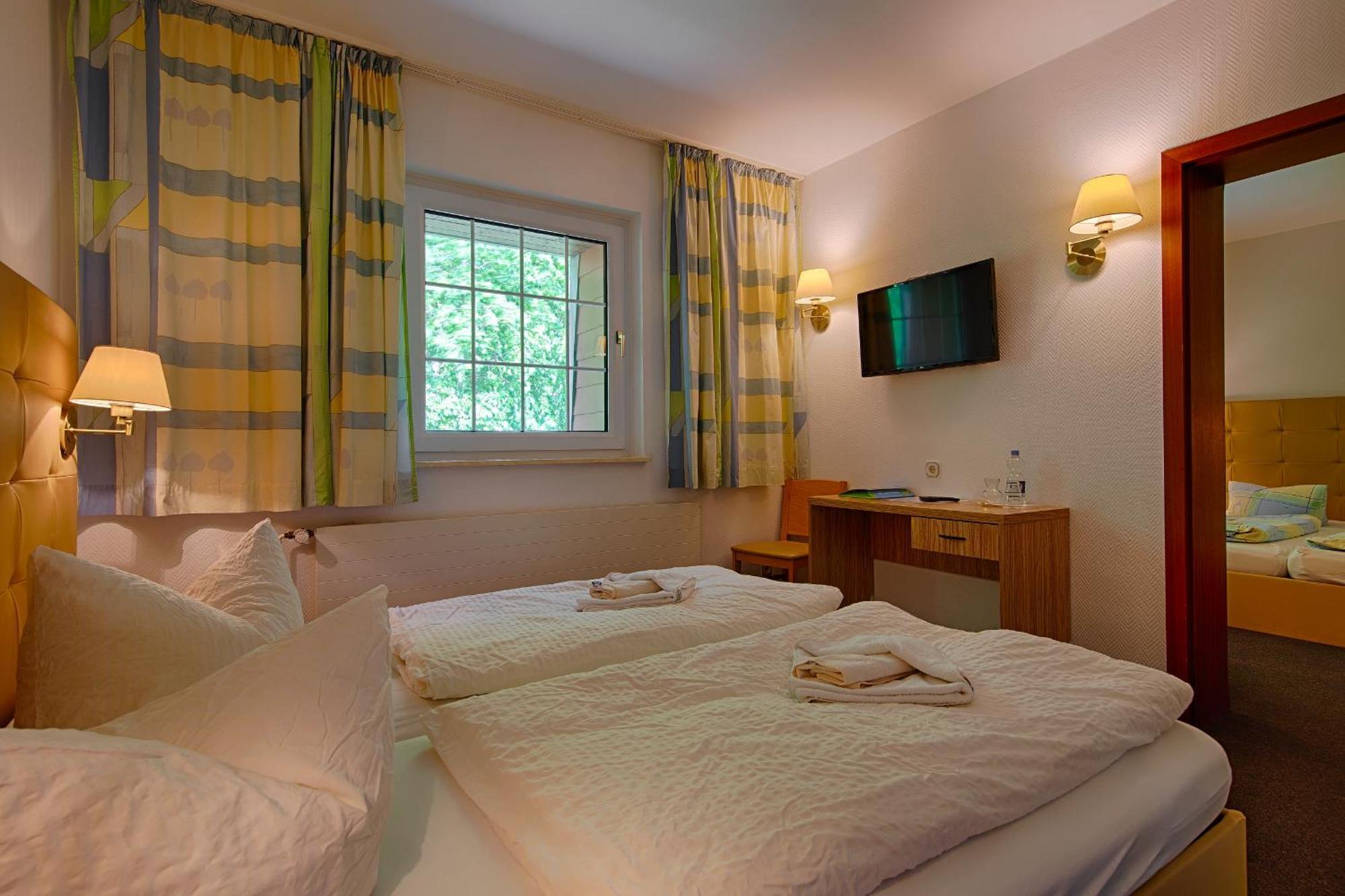 See Hotel Karlslust Chalets Шторков Экстерьер фото