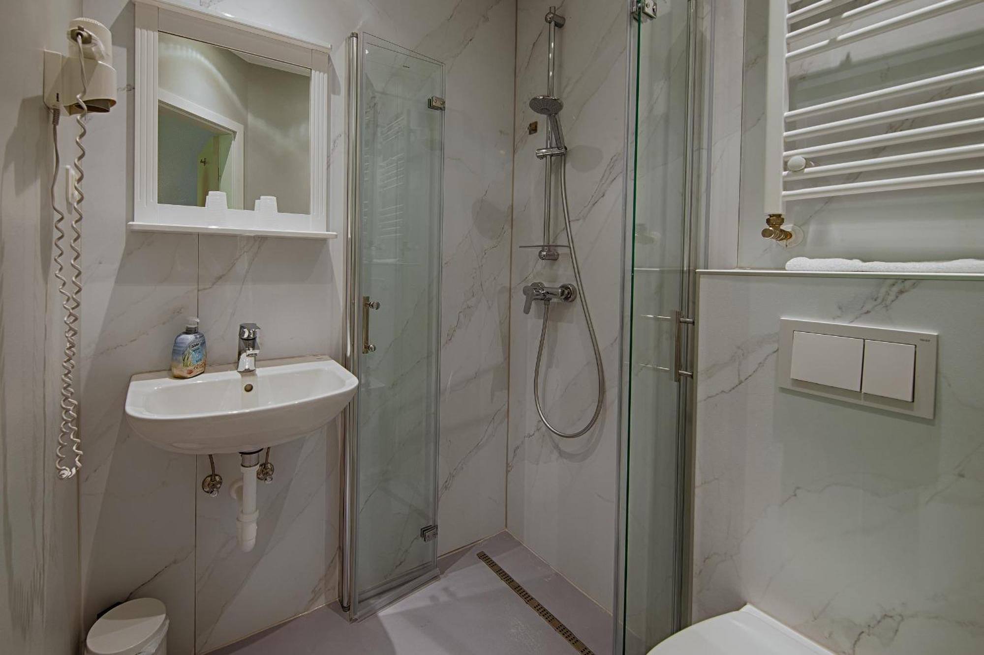 See Hotel Karlslust Chalets Шторков Экстерьер фото
